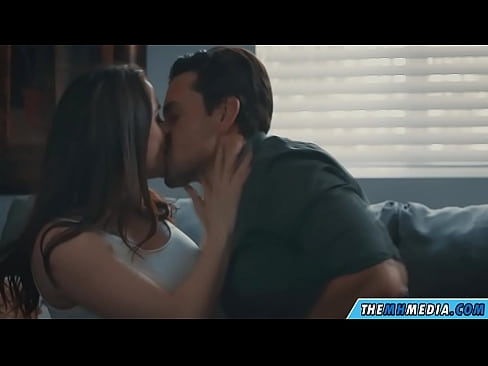 ❤️ 浪漫的性爱,有一个好的胸脯的妈妈 Sex video